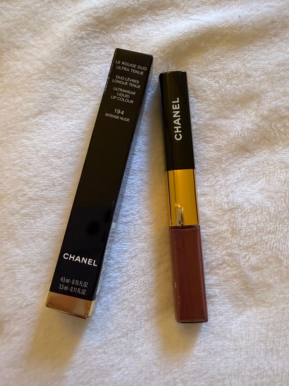 Chanel Le Rouge Duo Ultra Tenue 194 Intense Nude